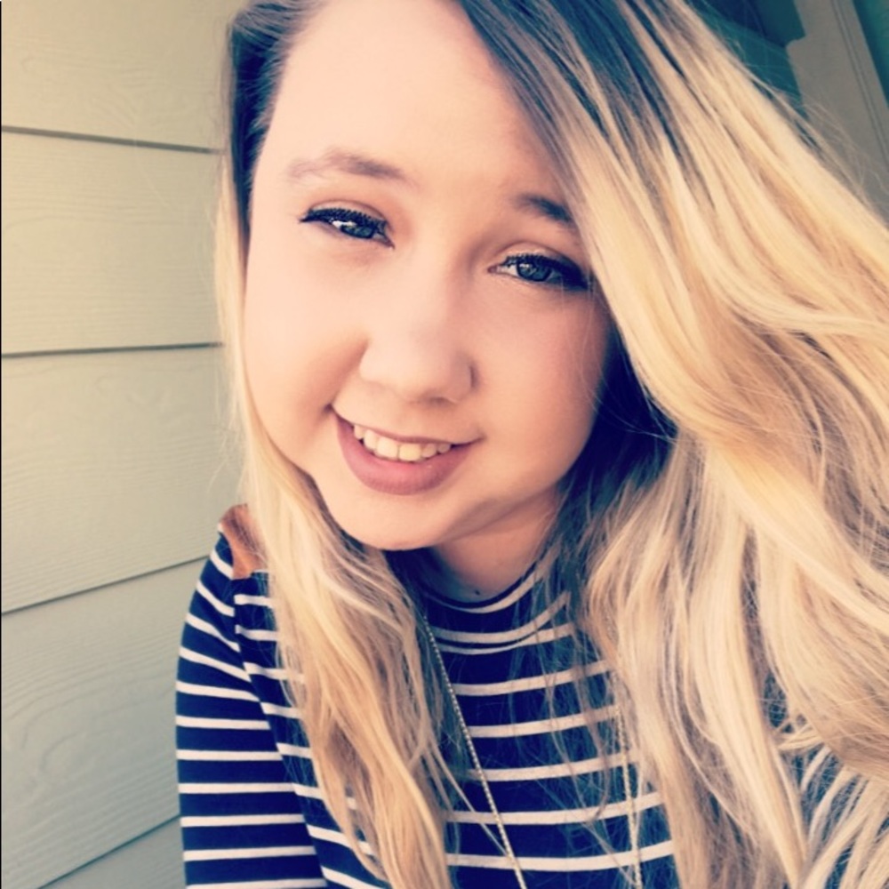 Meet your Posher, Melanie